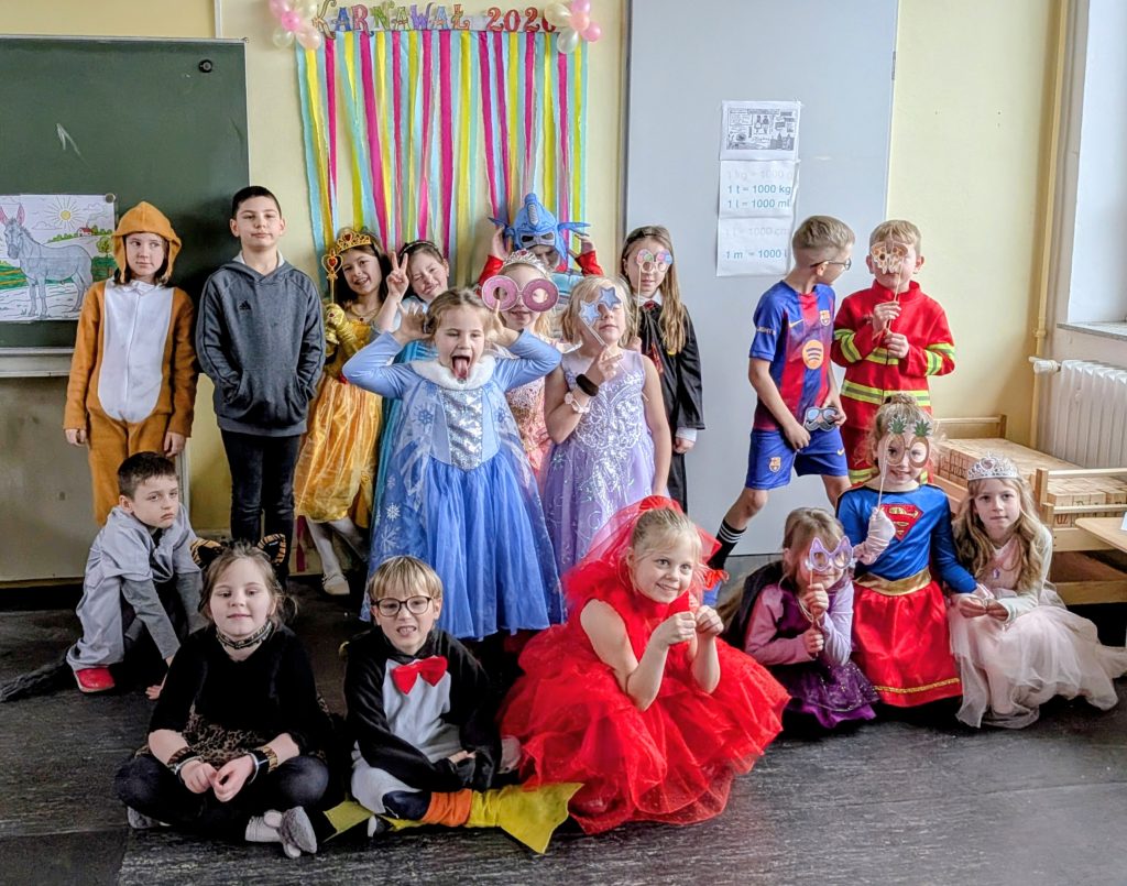         Kolorowy Karnawał w Polskiej Szkole! 